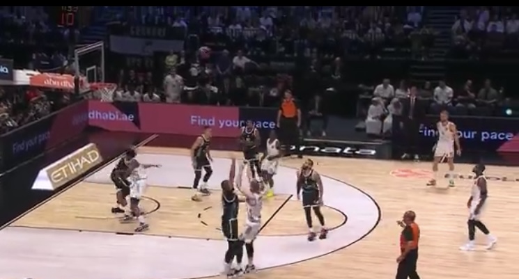 Partizan očajan na startu Evrolige: Dubai slavio +13