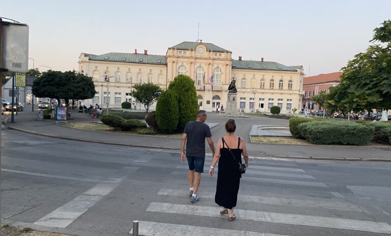 Krediti građana BiH 13,8 milijardi KM: Banke kreditiraju građane njihovim depozitima