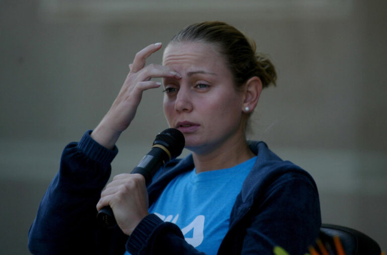 Jelena Dokić operisana, oglasila se iz bolnice: „Žene, pregledajte se na vrijeme“