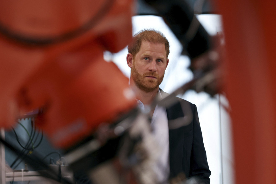 Najveća pretnja za kraljevsku porodicu: Princa napala progoniteljka dva puta