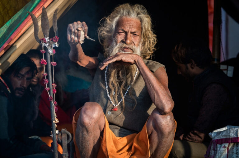 Ovaj indijac 52 godine živi sa podignutom rukom u čast bogova: Sada je dobio i pjesmu VIDEO