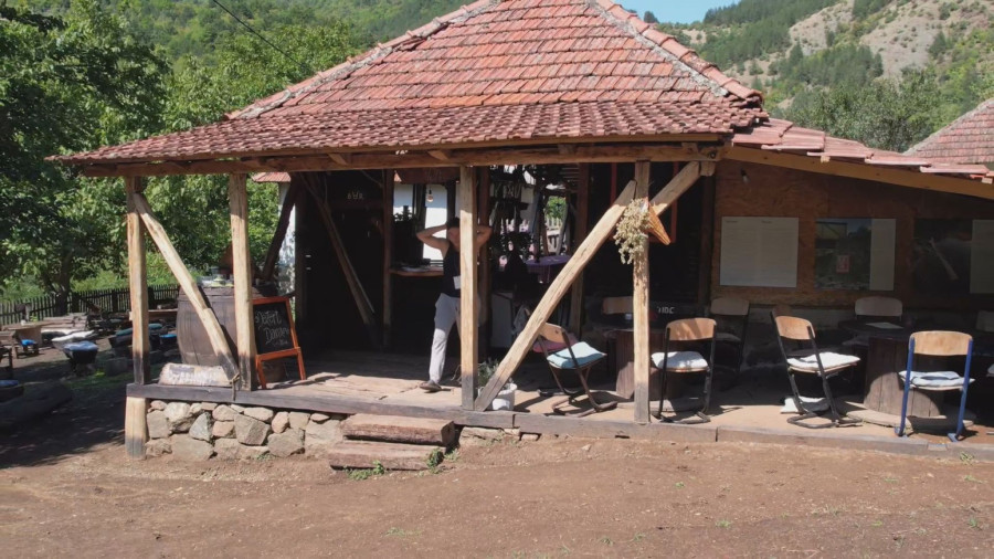 Prešao pola sveta da bi došao u Srbiju: Ovo je Diego iz Argentine koji živi podno Magliča FOTO