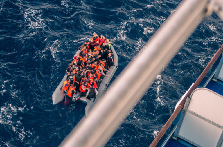 Potonuo čamac kod Turske: Poginulo 14 osoba; Jedan preživjeli plivao šest sati do obale