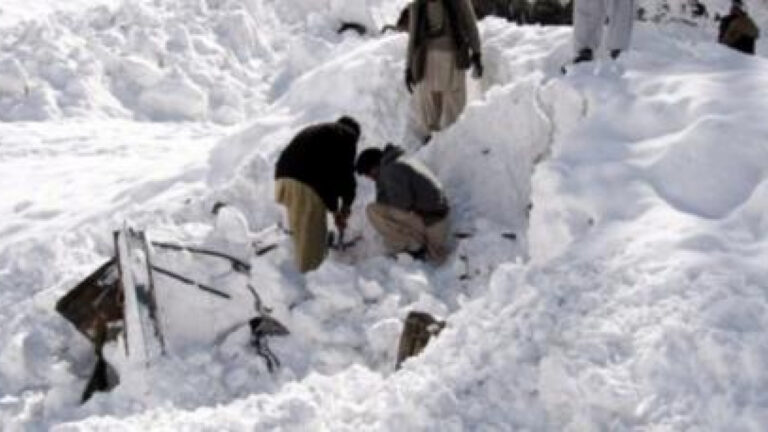 Drama u Sloveniji: Lavina zatrpala tri planinara iz Hrvatske?