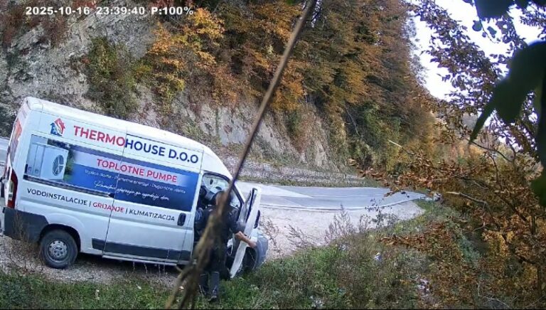 Lopare: Mobilne kamere daju pozitivne rezultate u kontroli nelegalnog odlaganja otpada pored puteva