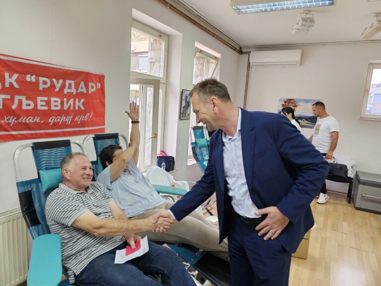 Darivanjem krvi počele slavske svečanosti Ugljevika: Svetoj Petki u čast