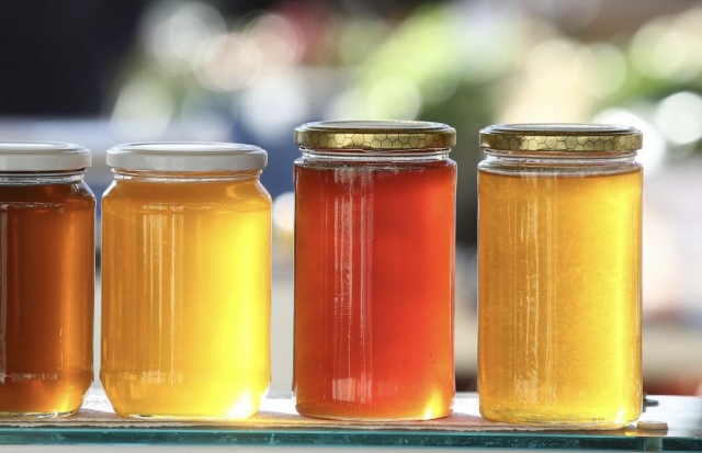 Lažni med je preplavio bh. tržište: Pčelari teško prodaju kvalitetan proizvod za 25 KM