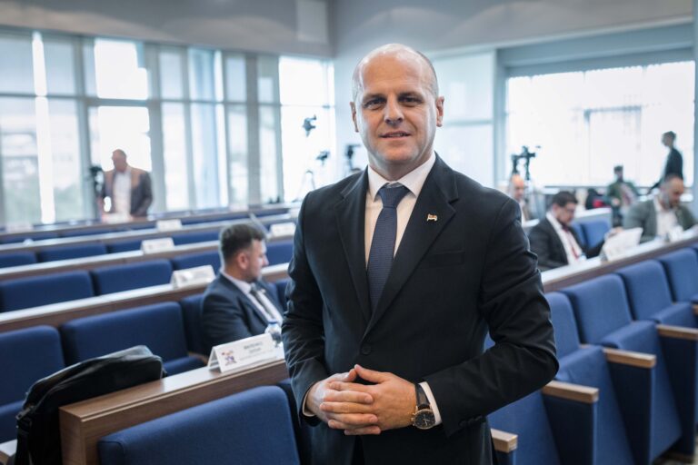 Odbornik RSS Zoran Jovanović: Zašto još nema gradskog prevoza?