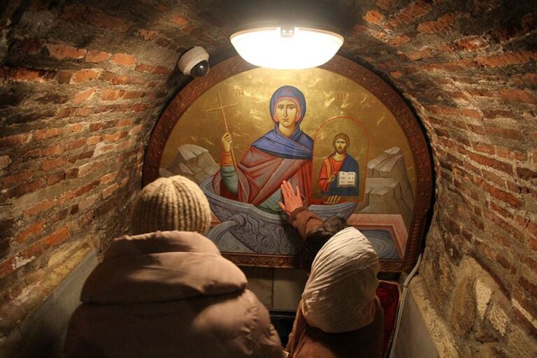 Danas je Sveta Petka: Zaštitnica žena, čuvarka siromašnih i bolesnih