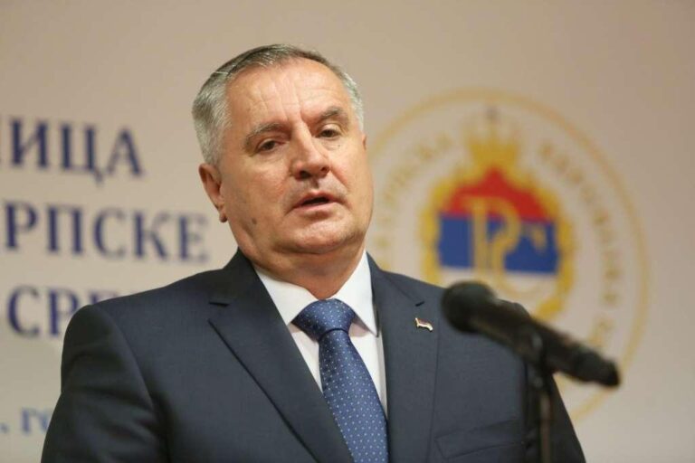 Višković: Išao sam na ćevape u Sarajevo, pola ljudi me gledalo kao vanzemaljca