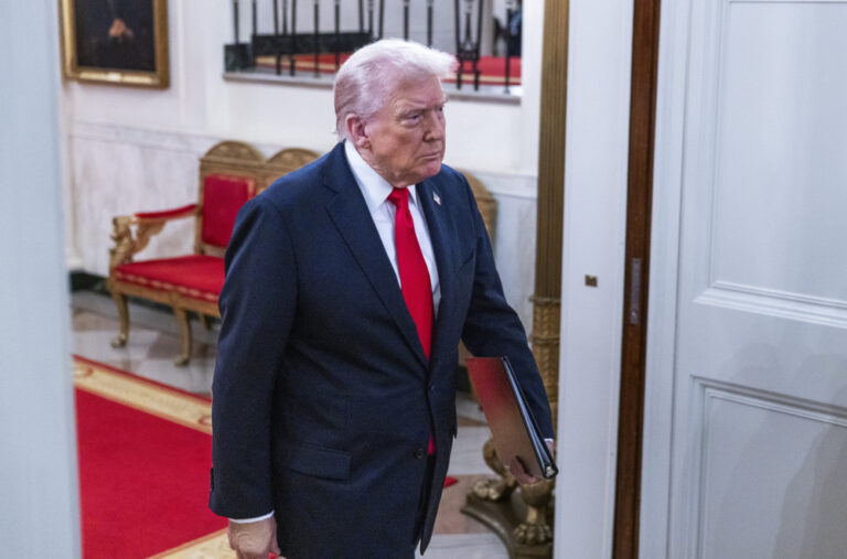 Bivši savjetnik otkrio: Tramp je bio spreman da uvede SAD u apokaliptičan nuklearni rat