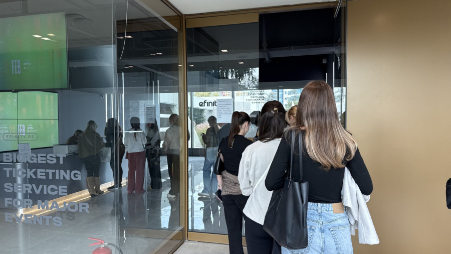 Ponovo redovi za Jakova: Beograd u znaku mlade muzičke zvezde, rasprodat i treći Sava centar FOTO