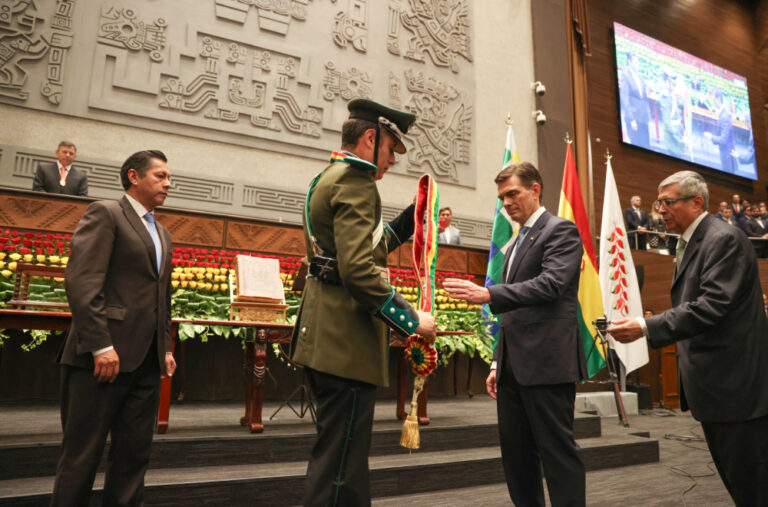 Početak nove ere: Novi predsednik Bolivije položio zakletvu