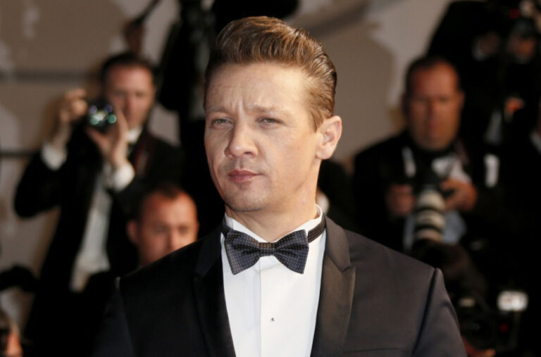 „Nisam joj slao eksplicitne slike ni prijetio“: Skandal nastavlja da „trese“ Holivud