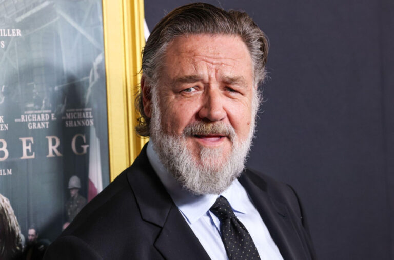 „Zašto, dođavola, ovo radiš?“: Rasel Krou otkrio najbizarniji trenutak na setu VIDEO