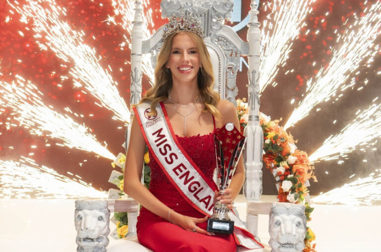 Nova Mis Engleske je prva lezbejka sa ovom titulom: „Trpila sam zlostavljanje“