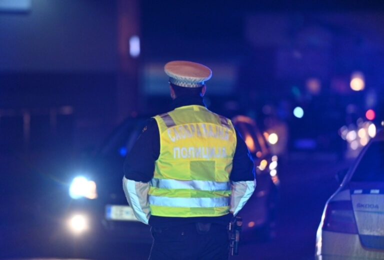 Tragedija u Batkoviću: Smrtno stradao pješak, policija traga za vozačem
