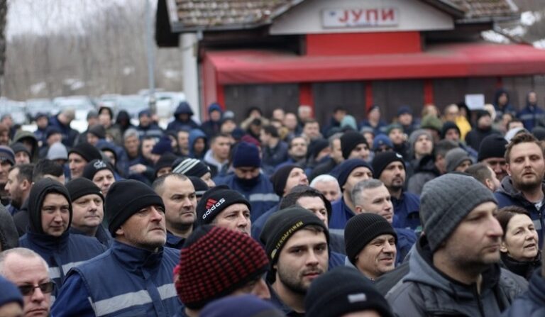 Radnici RITE Ugljevik za sutra najavili novi protest: Minić da dođe, uprava da ode!