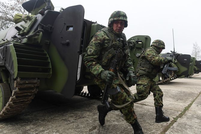 Detalji napada na srpske vojnike: Albanci ispalili rafale u blizini baze VS pa pobjegli džipovima