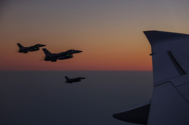 Borbeni avioni nad Grenlandom: General Andersen poručuje – nema prijetnje