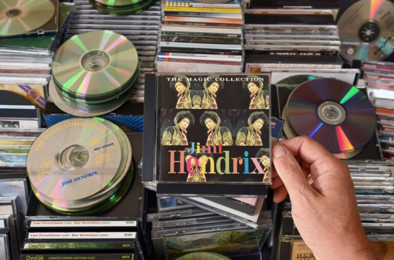 Nasljednici Hendriksovog benda podnijeli tužbu protiv kompanije Sony: Umrli su u siromaštvu