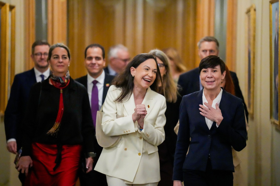 Nobelovka slomila pršljenove bežeći iz zemlje: Bekstvo planirano dva meseca