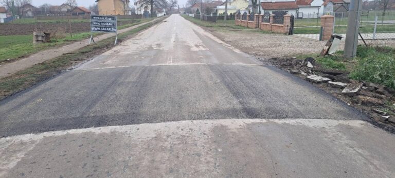 U Amajlijama postavljeni ležeći policajci: Mještani zahvalni narodnom poslaniku Milanu Trniniću FOTO