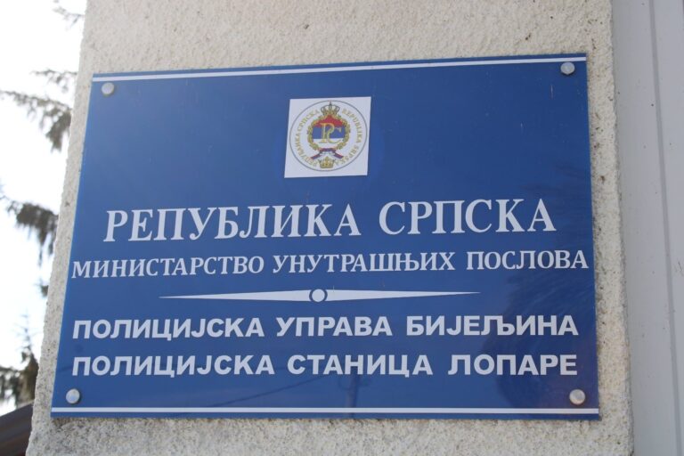 U požaru u Loparama smrtno stradalo lice