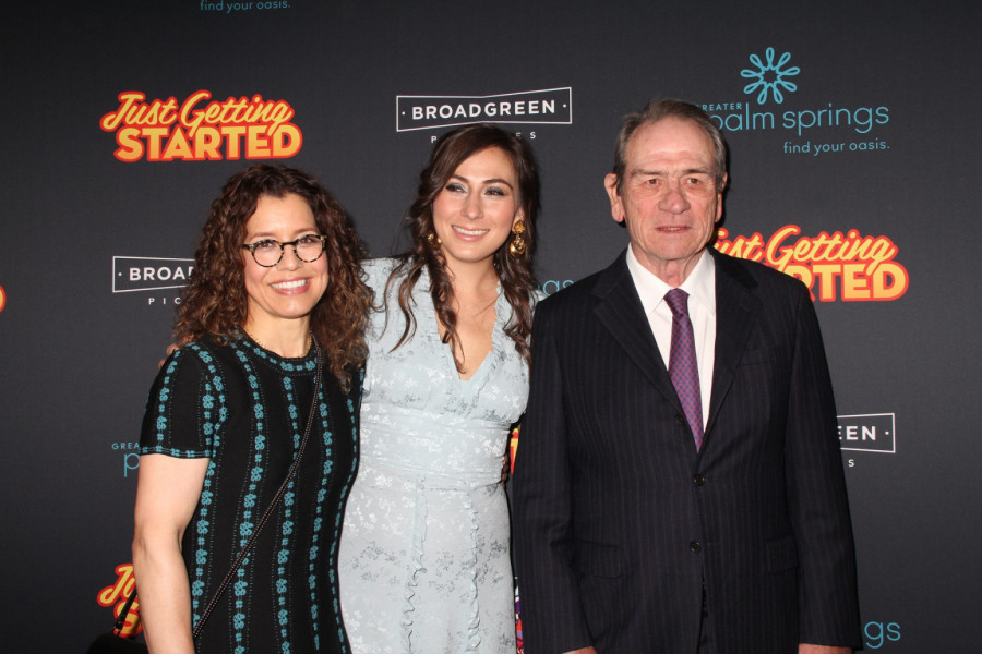 Oglasio se Tomi Li Džouns o smrti ćerke: Cenimo vaše molitve; Morao sam da je otpustim