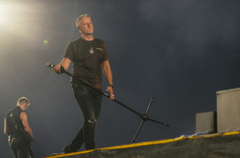 Skandal na Tompsonovom koncertu: Orilo se „ajmo ustaše“ VIDEO