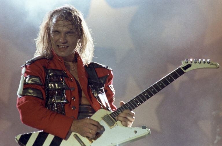 Preminuo legendarni rok muzičar