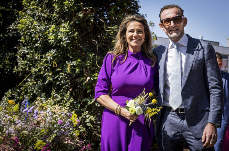 Razvodi se omiljeni prinčevski par: „Zajedno ćemo brinuti o naše troje dece“ FOTO