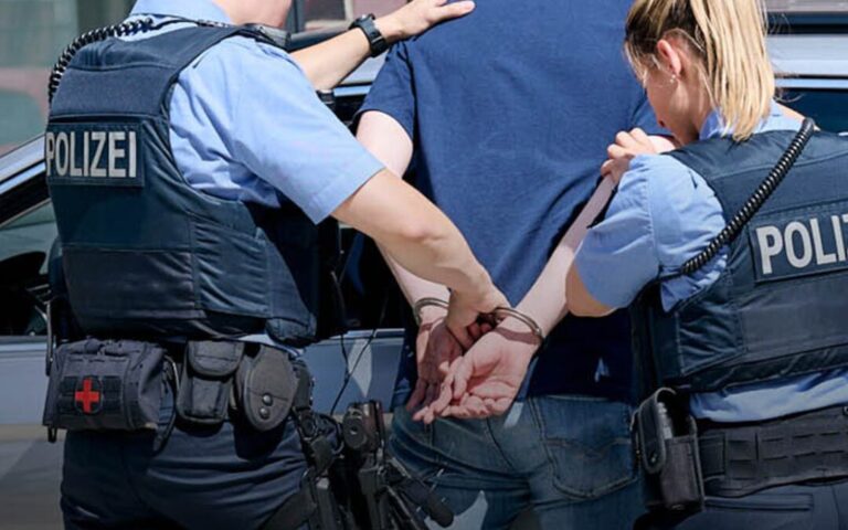 Bosanac uhapšen u raciji njemačke policije zbog vatrenog oružja