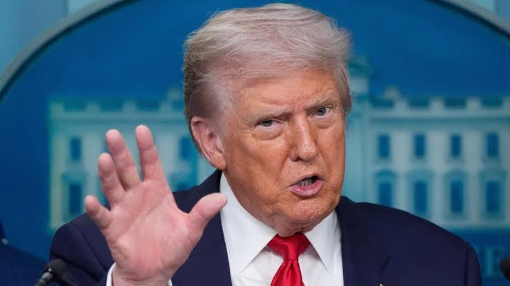 Trampu stigla ozbiljna prijetnja: Satano, neće ti uspeti