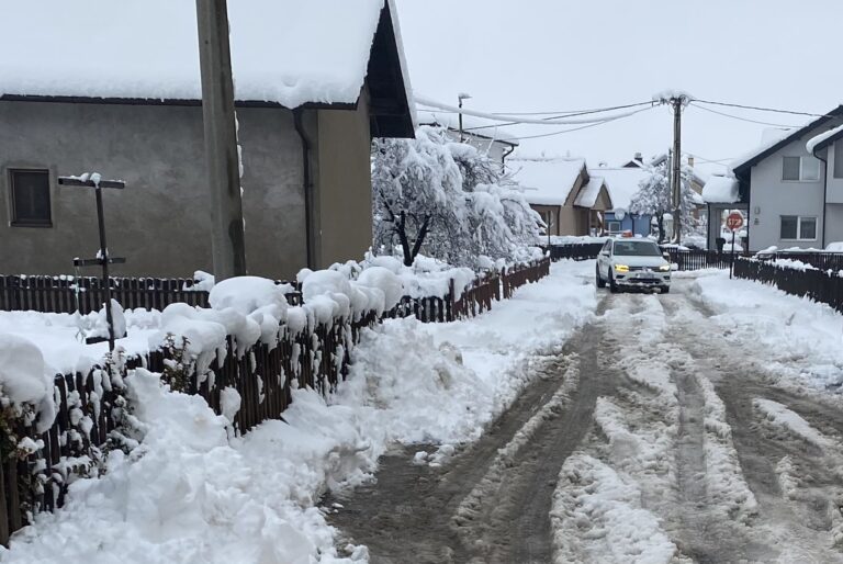 Zaleđene ulice u Bijeljini vrebaju pogrešan korak: Ljekari apeluju, oprez!