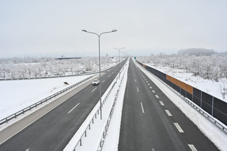 Srbija u debelom minusu; RHMZ objavio upozorenje; Ovi delovi su okovani snegom