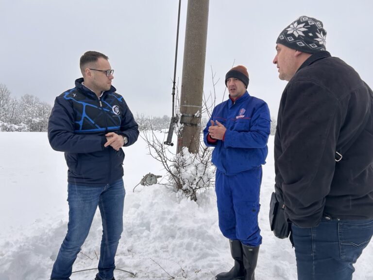 Savić: Zahvalnost interventnim timovima na brzoj reakciji, prioritet dalja ulaganja u mrežu