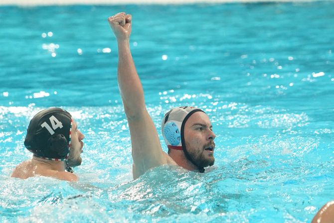 Vaterpolisti Srbije šampioni Evrope: U grotlu Arene „Delfini“ savladali Mađarsku!