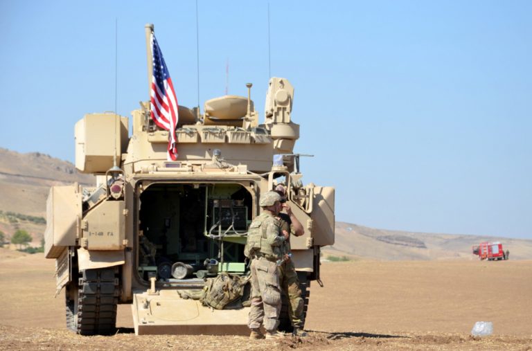 Eksplozije odjekuju i u Bahreinu i Abu Dabiju: Na meti američka vojna baza VIDEO