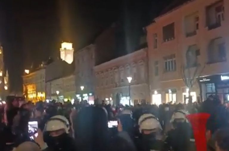 Osumnjičeni za nasilničko ponašanje u Novom Sadu u pritvoru