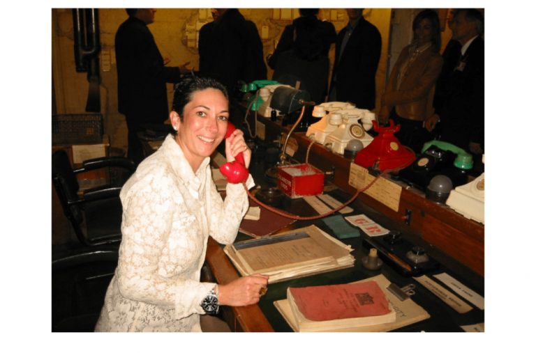 Epstajnova desna ruka imala odvratan fetiš: Jeziva otkrića o Gislejn Maskvel FOTO