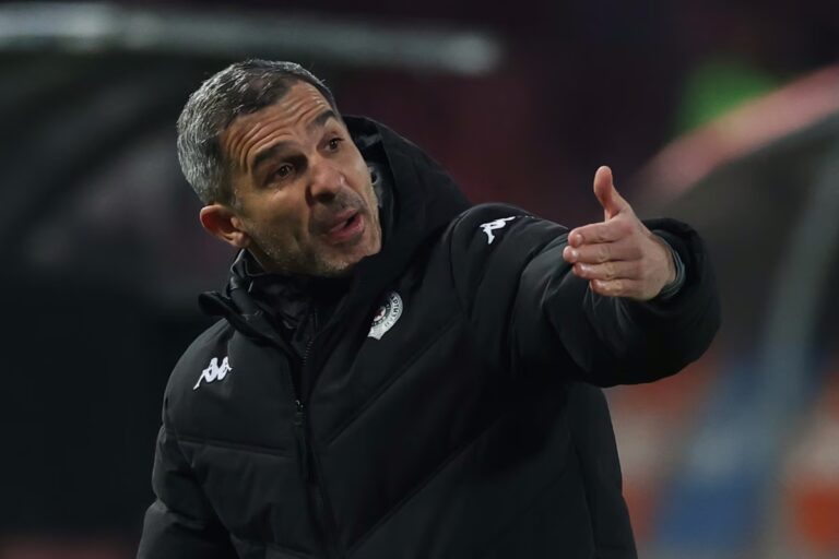 Stojaković upitan za ostavku: „Nemam komentar“