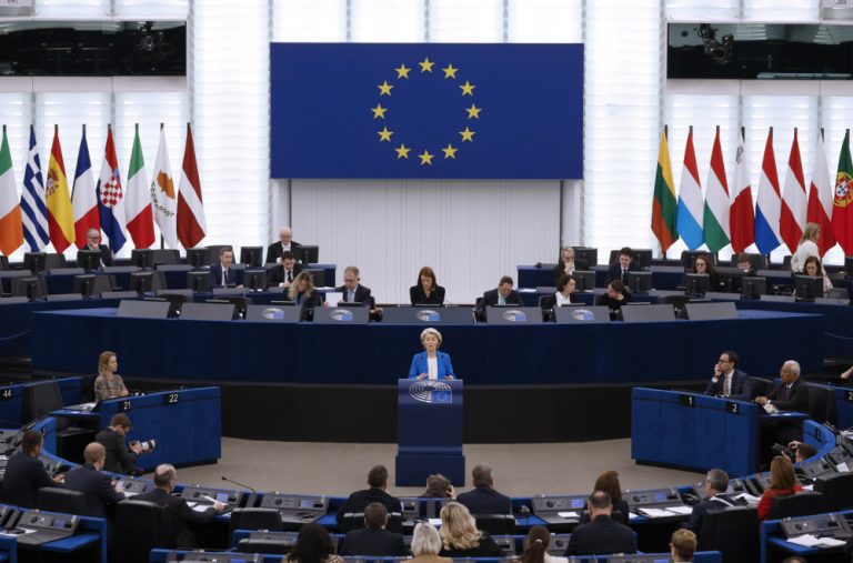 Kulja napetost: Von der Lajen sazvala hitan sastanak komesara