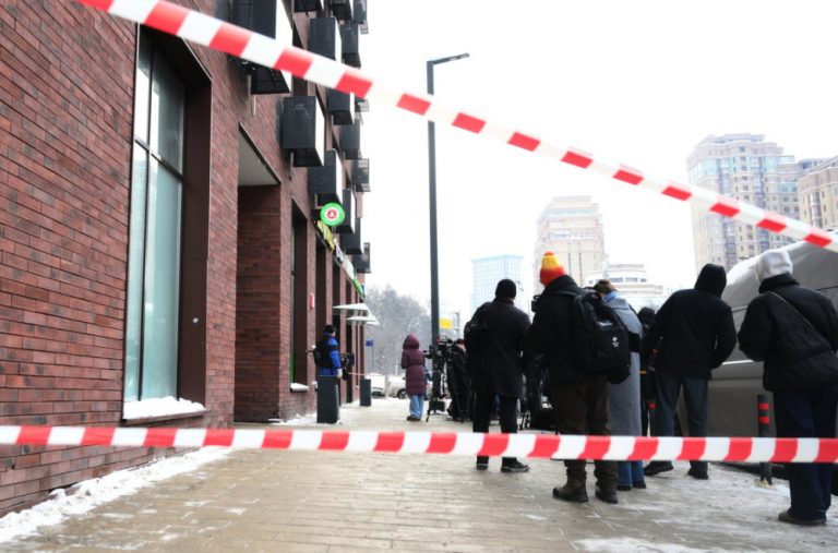 Poznato u kakvom je stanju Putinov general; Izrešetan u Moskvi FOTO/VIDEO