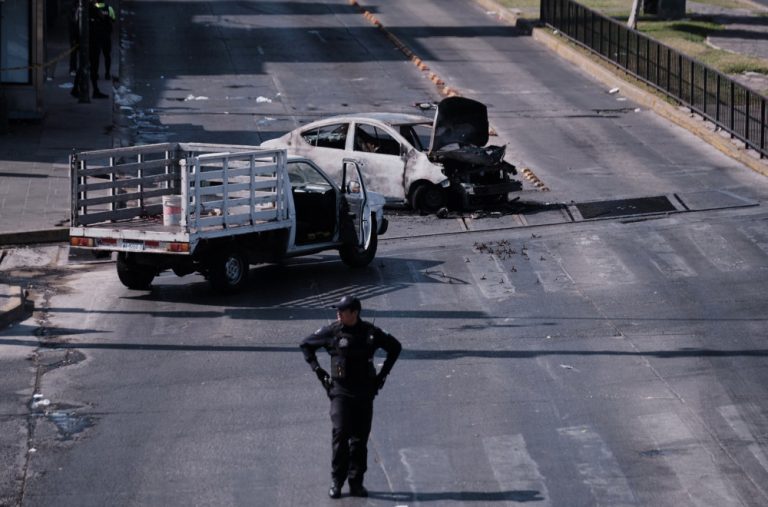 Haos na ulicama: „El Menčo“ je mrtav, aerodromi evakuisani FOTO/VIDEO