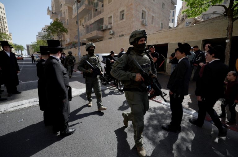 Haos na ulicama Izraela: Sukobi sa policijom, uništeni automobili VIDEO