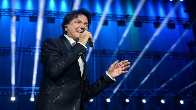 Poznato stanje Zdravka Čolića i porodice nakon bačene bombe na njihovu kuću