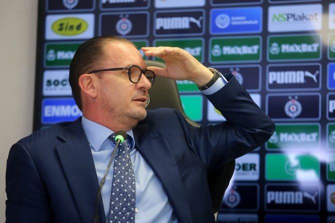 Šta se dešava u Humskoj? Partizan smjenio trenera, sat vremena kasnije mu dao povjerenje