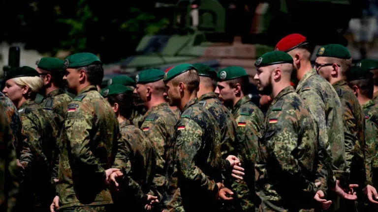 Zapad se priprema za rat sa Rusijom: Vojni lideri otkrivaju šokantnu doktrinu