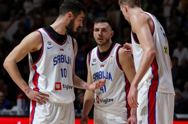 Ludnica u Beogradu: Srbija ipak poklekla pred Turskom